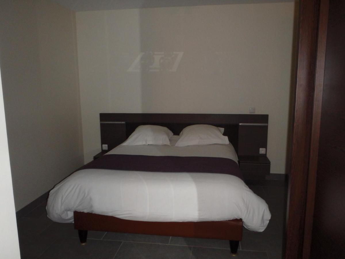 Contact Hotel Les Ailes شال ليه أوكس المظهر الخارجي الصورة